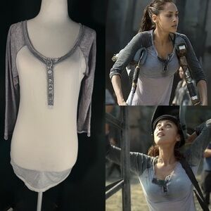 Wet Seal • White • 3/4 Sleeve Henley Top • ASO Raven Reyes L